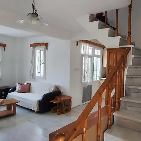 With Garden And Sea View In Gundogan - Casa vacanze *